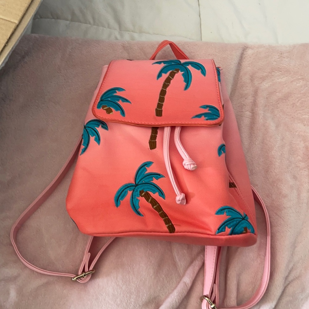 Skinnydip london mini backpack